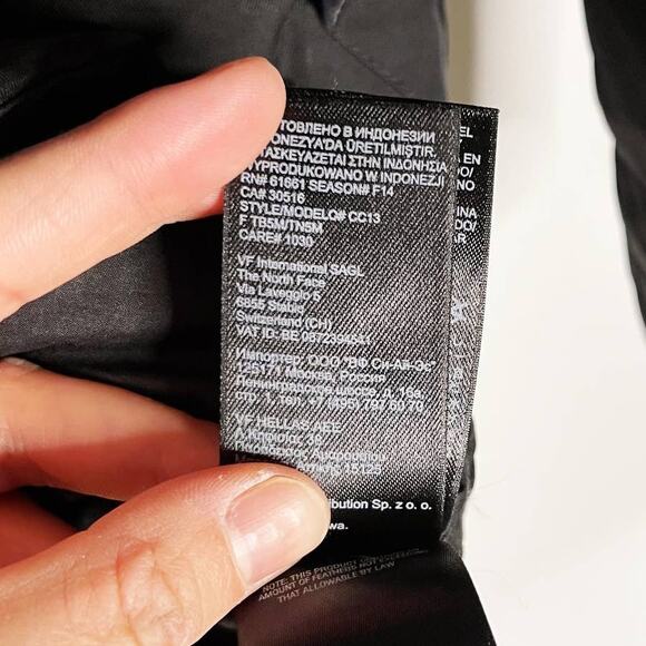 The North Face Womens Small Black Arctic Down Parka Jacket Faux Fur Hood Winter - Picture 14 of 15